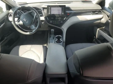 2021 Toyota Camry с пробегом 69 000 миль