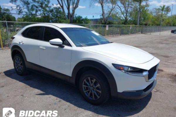 2021 Mazda CX-30 с пробегом 32 000 миль