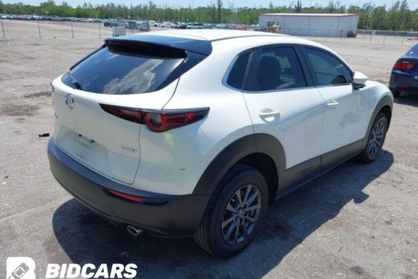 2021 Mazda CX-30 с пробегом 32 000 миль