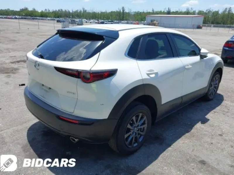2021 Mazda CX-30 с пробегом 32 000 миль