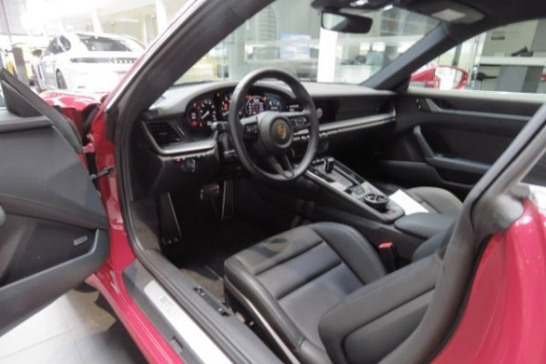 2022 Porsche 911 с пробегом 37 500 км