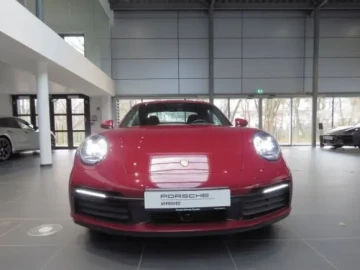 2022 Porsche 911 с пробегом 37 500 км