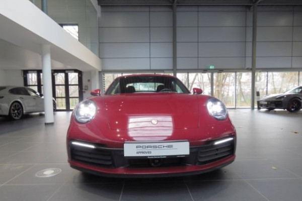 2022 Porsche 911 с пробегом 37 500 км