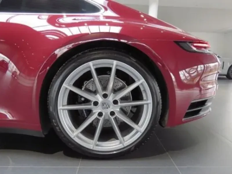 2022 Porsche 911 с пробегом 37 500 км