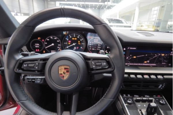 2022 Porsche 911 с пробегом 37 500 км
