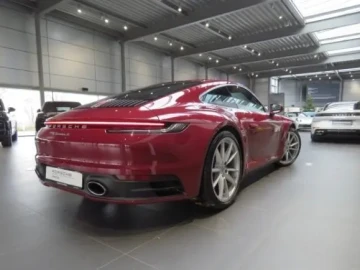 2022 Porsche 911 с пробегом 37 500 км
