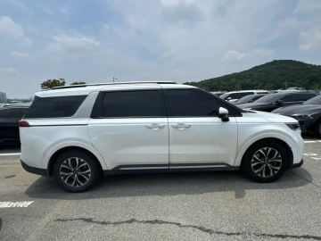 2022 Kia Carnival с пробегом 209 130 км