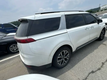 2022 Kia Carnival с пробегом 209 130 км