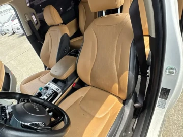 2022 Kia Carnival с пробегом 209 130 км