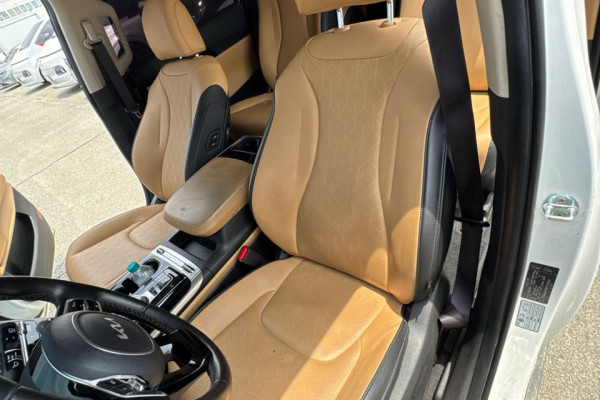 2022 Kia Carnival с пробегом 209 130 км