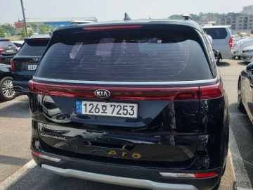 2021 Kia Carnival с пробегом 110 793 км