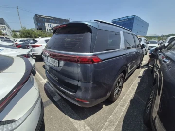 2021 Kia Carnival с пробегом 102 867 км