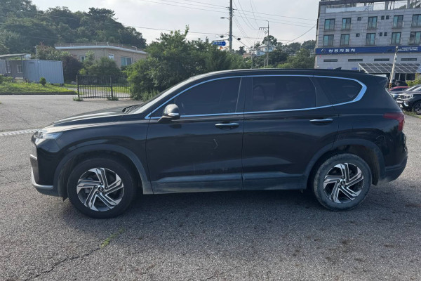 2021 Hyundai Santa Fe с пробегом 118 000 км