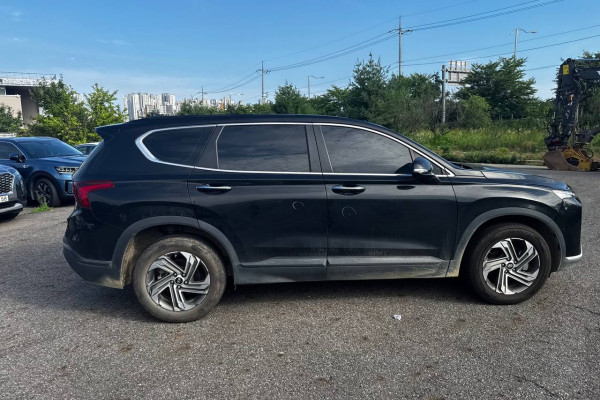 2021 Hyundai Santa Fe с пробегом 118 000 км