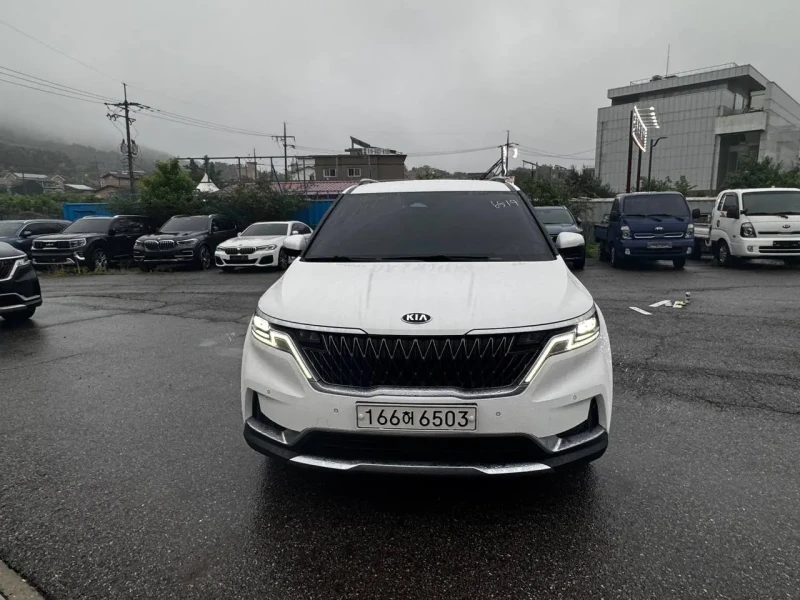 2021 Kia Carnival с пробегом 194 870 км