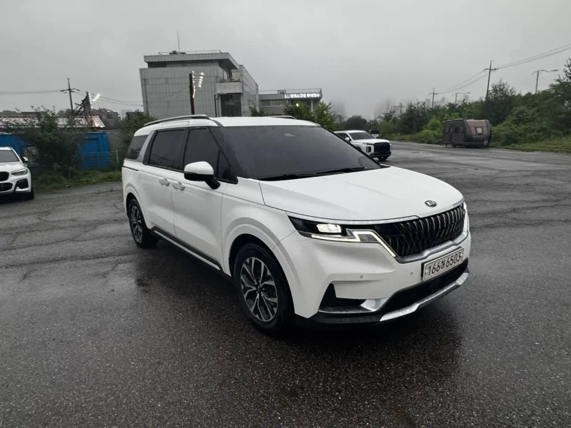 2021 Kia Carnival с пробегом 194 870 км