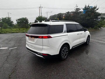 2021 Kia Carnival с пробегом 194 870 км