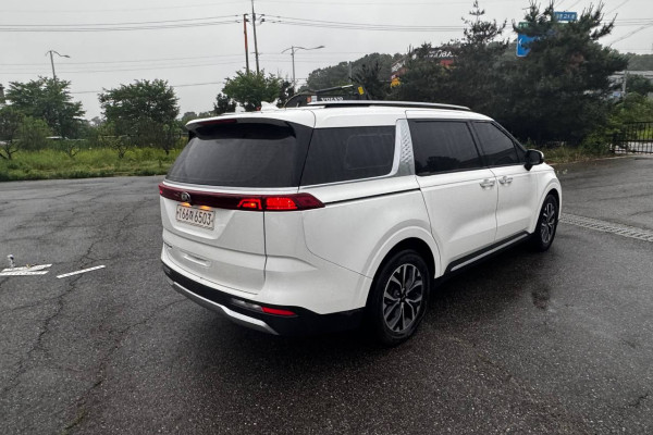 2021 Kia Carnival с пробегом 194 870 км
