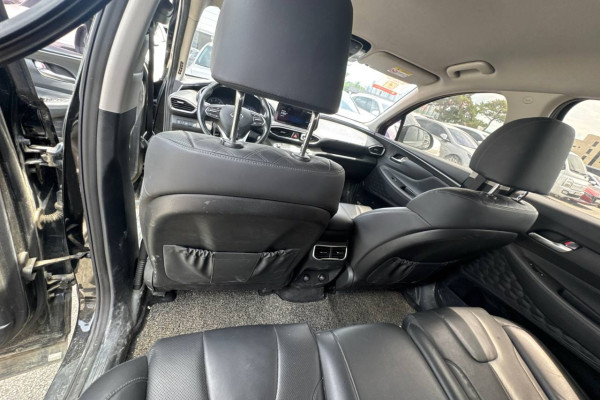 2021 Hyundai Santa Fe с пробегом 118 000 км