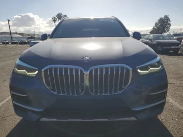 2021 BMW X5 с пробегом 121 076 км