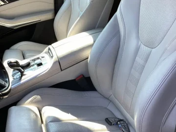 2022 BMW X5 с пробегом 131 322 км