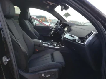 2020 BMW X5 с пробегом 32 374 км
