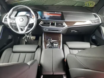 2020 BMW X5 с пробегом 32 374 км