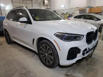 2021 BMW X5 с пробегом 14 194 км