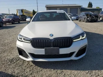 2022 BMW 5 серии с пробегом 44 933 км