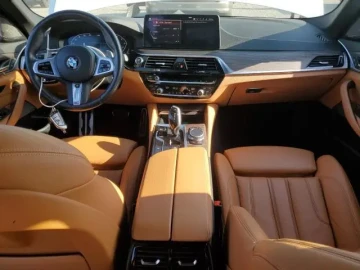 2022 BMW 5 серии с пробегом 44 933 км