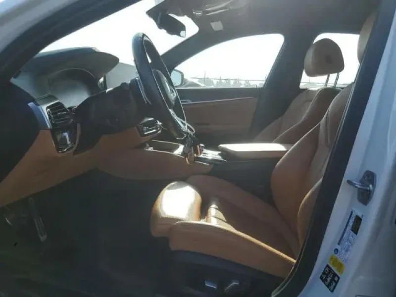 2022 BMW 5 серии с пробегом 44 933 км