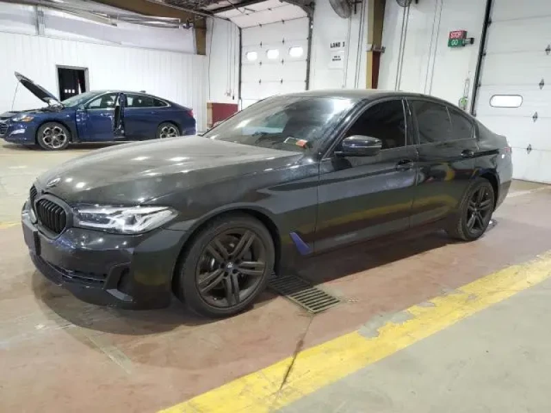 2021 BMW 5 серии с пробегом 76 812 км