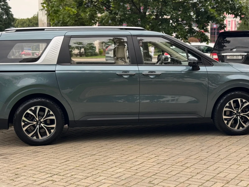 2020 Kia Carnival с пробегом 179 518 км