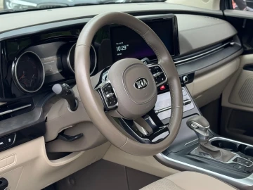 2020 Kia Carnival с пробегом 179 518 км