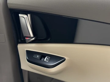 2020 Kia Carnival с пробегом 179 518 км