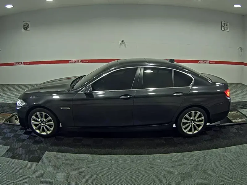 2015 BMW 5 серии с пробегом 151 300 км