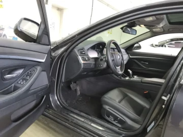 2015 BMW 5 серии с пробегом 151 300 км