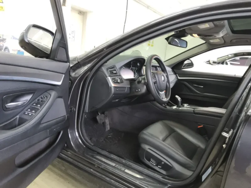 2015 BMW 5 серии с пробегом 151 300 км