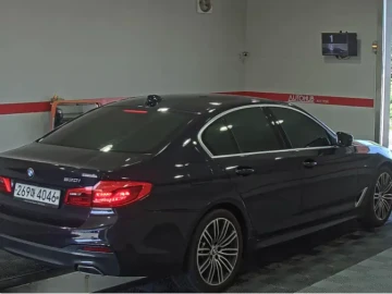 2020 BMW 5 серии с пробегом 48 569 км