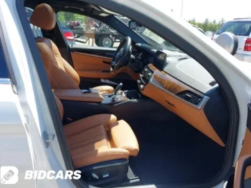 2020 BMW 5 серии с пробегом 67 742 км