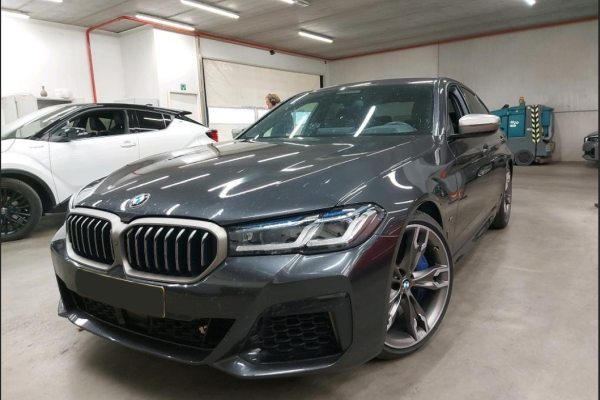 2021 BMW 5 серии с пробегом 64 867 км