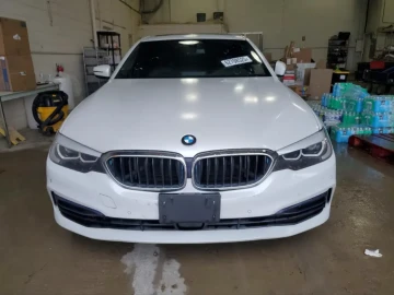 2019 BMW 5 серии с пробегом 120 000 км