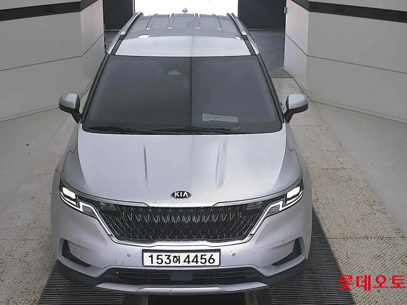 2020 Kia Carnival с пробегом 157 324 км