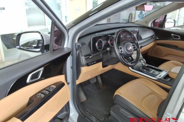 2020 Kia Carnival с пробегом 157 324 км