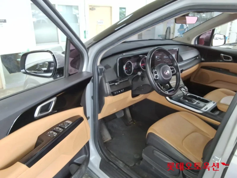 2020 Kia Carnival с пробегом 157 324 км