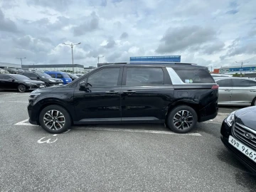2021 Kia Carnival с пробегом 44 000 км