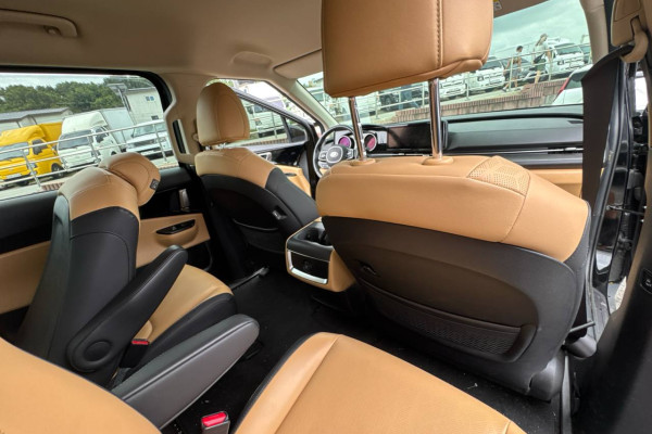 2021 Kia Carnival с пробегом 44 000 км