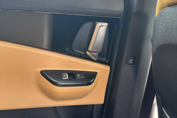 2021 Kia Carnival с пробегом 44 000 км