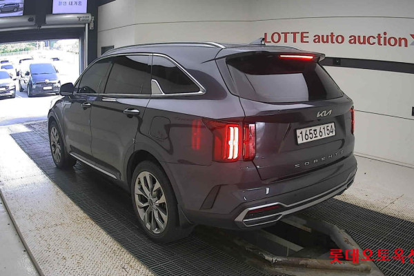 2022 Kia Sorento с пробегом 133 562 км