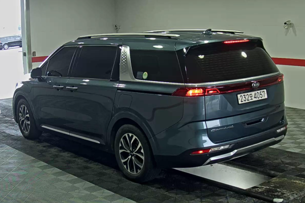2020 Kia Carnival с пробегом 229 922 км